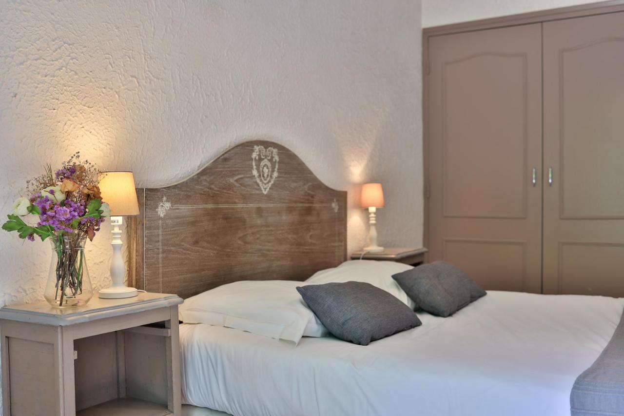 Logis Hotel Castel Mouisson Barbentane Exterior foto
