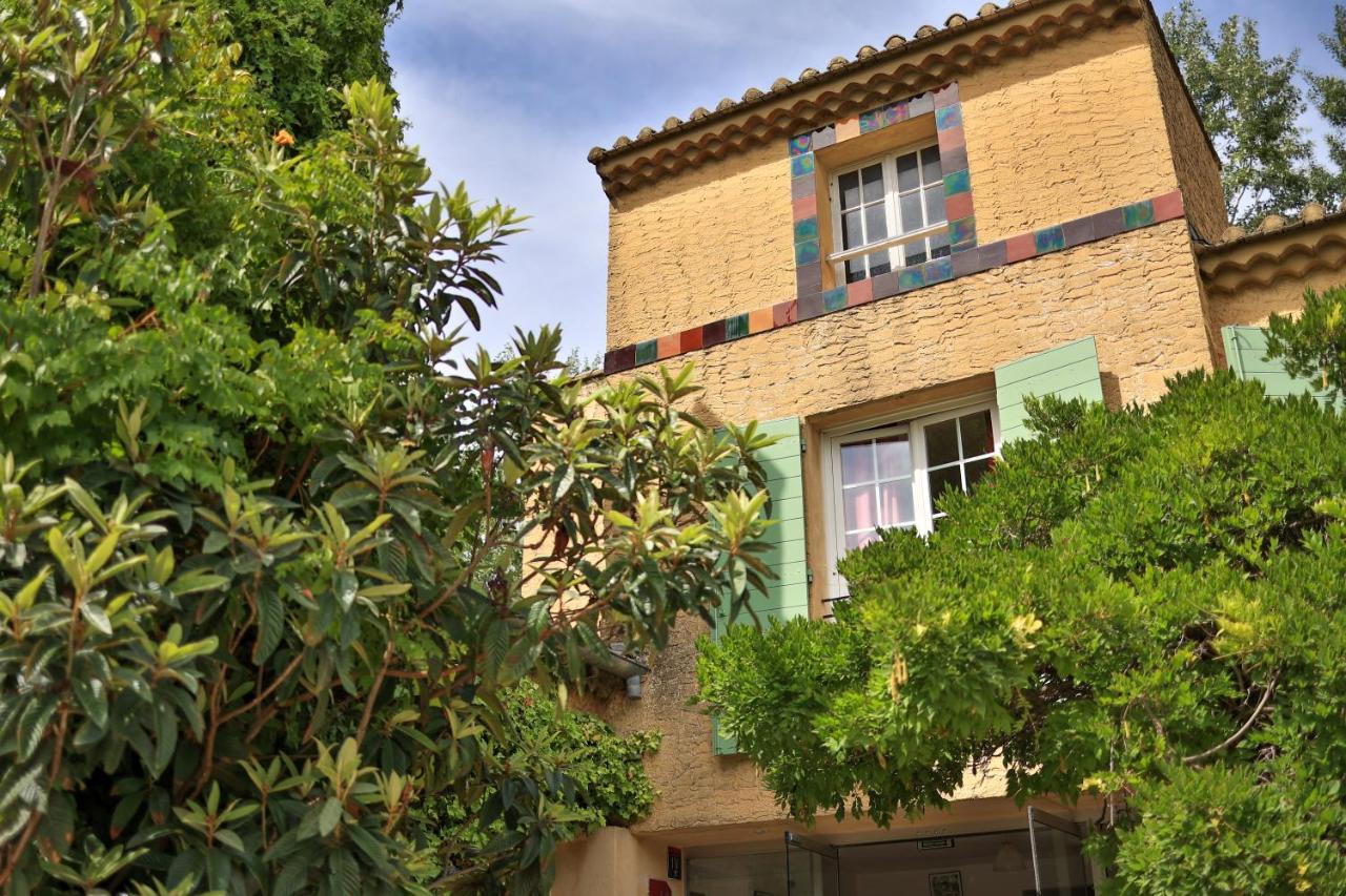 Logis Hotel Castel Mouisson Barbentane Exterior foto