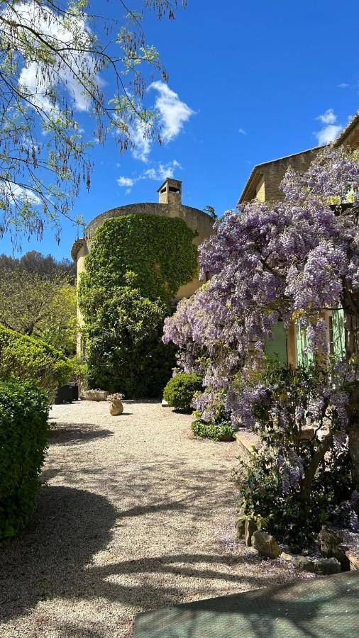Logis Hotel Castel Mouisson Barbentane Exterior foto