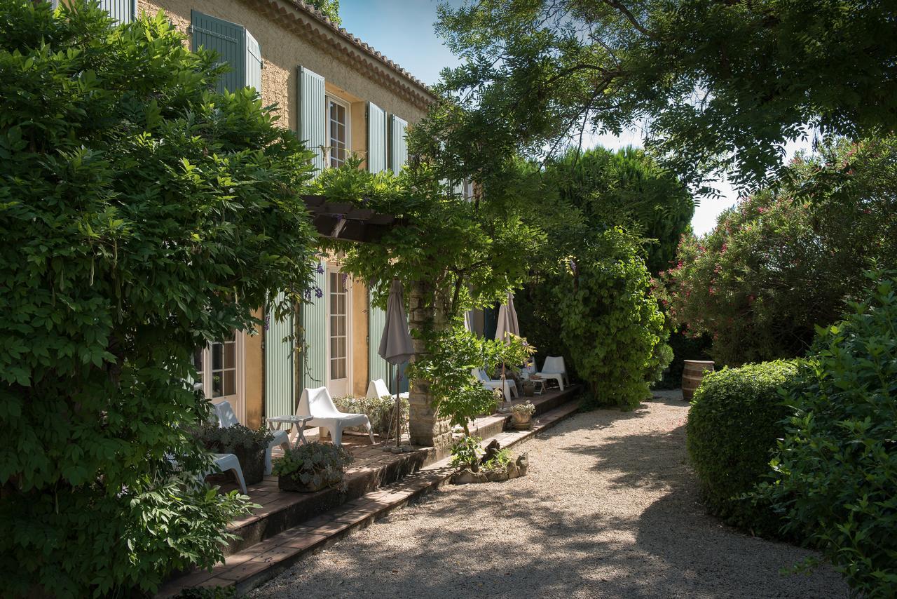 Logis Hotel Castel Mouisson Barbentane Exterior foto