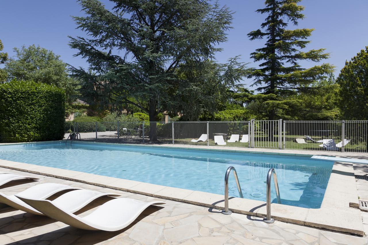 Logis Hotel Castel Mouisson Barbentane Exterior foto